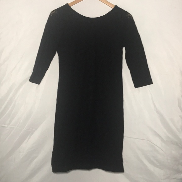 Low-Back Black Lace Cocktail Dress - Picture 6 of 7